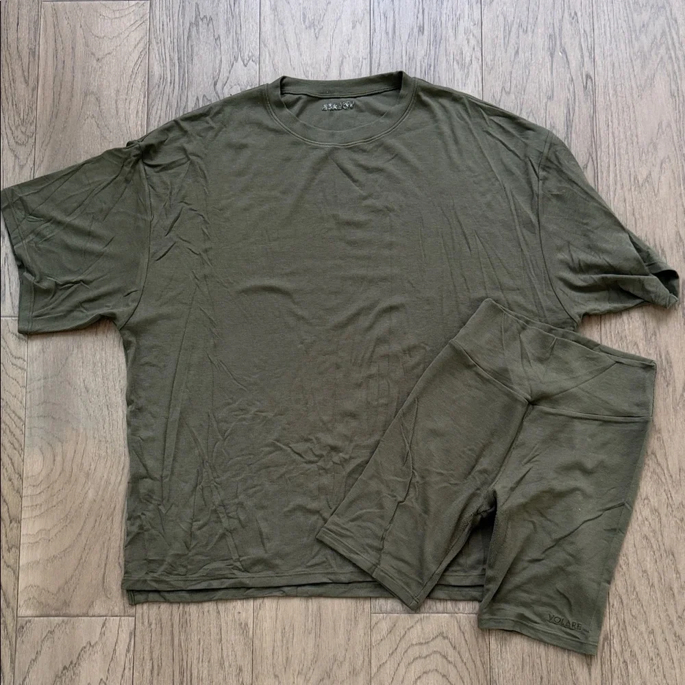 Volare Ribbed Set - Picture 3 of 5